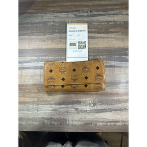 Authentic MCM Vintage Clutch Leather with Aftermarket Chain Comes With COA